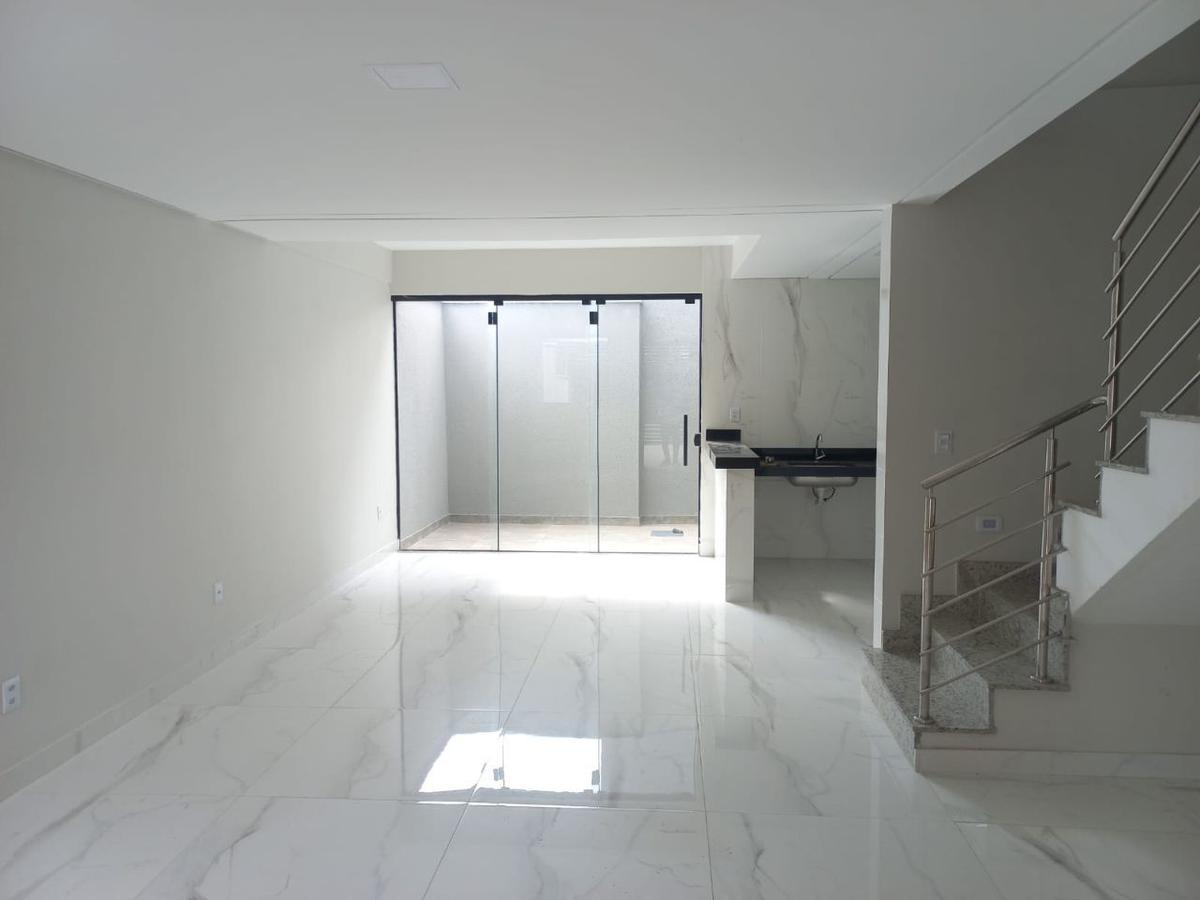 Casa, Santa Mônica, 3 Quartos, 2 Vagas, 1 Suíte