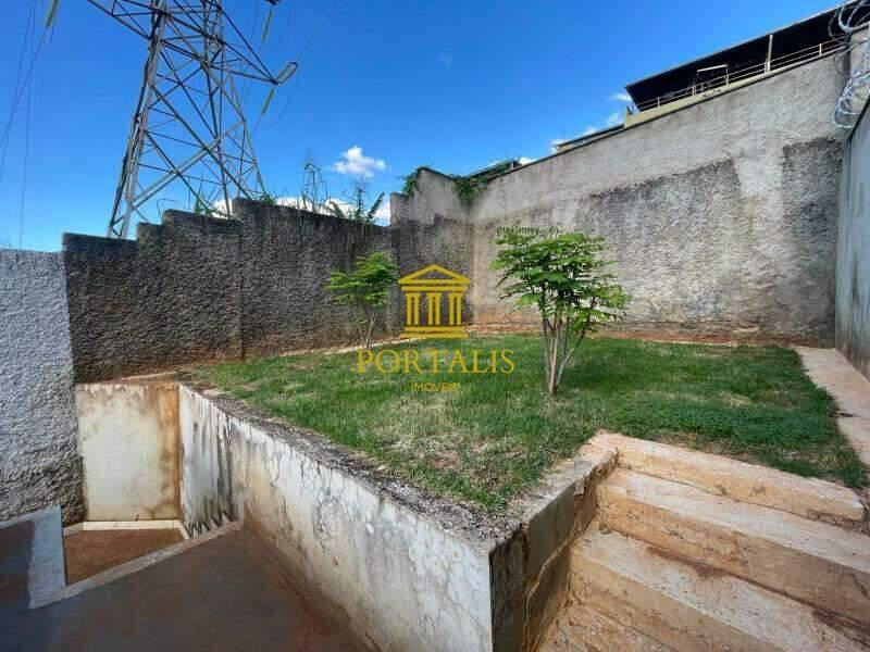 Casa, Santa Efigênia, 3 Quartos, 2 Vagas, 1 Suíte