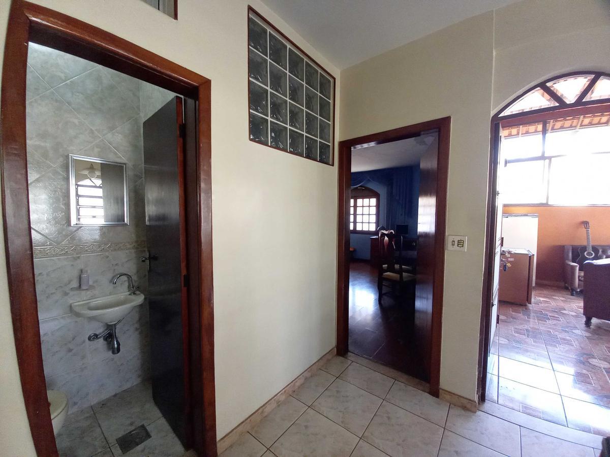 Casa, Salgado Filho, 4 Quartos, 2 Vagas, 5 Suítes