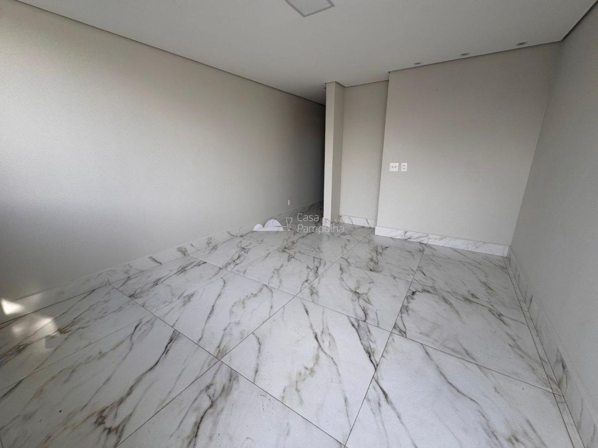 Casa, Trevo, 3 Quartos, 3 Vagas, 2 Suítes