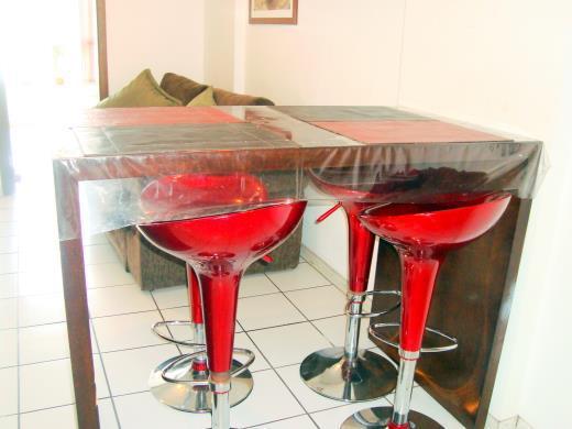 Apartamento, Centro, 2 Quartos, 0 Vaga