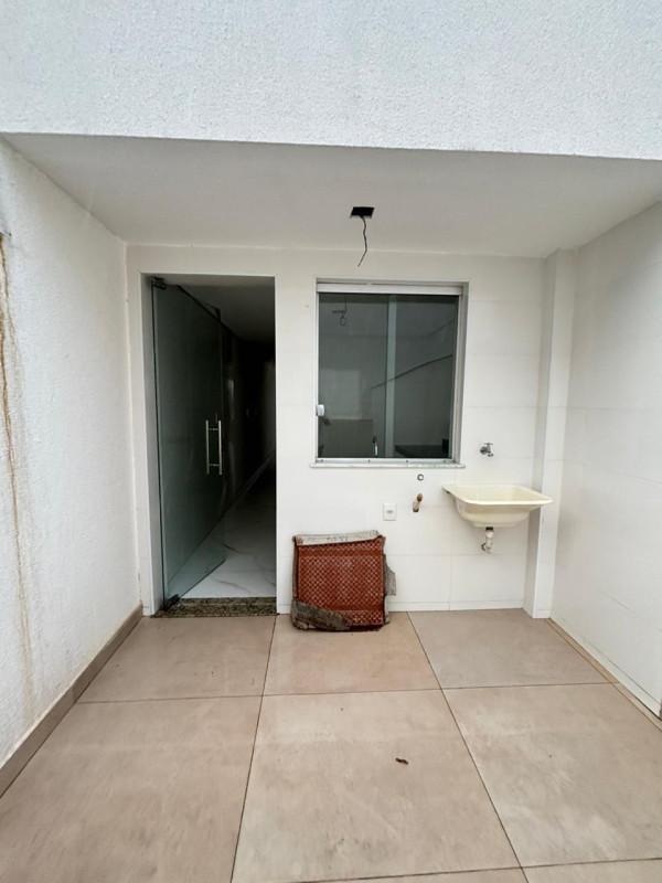 Casa, Santa Branca, 2 Quartos, 2 Vagas, 2 Suítes