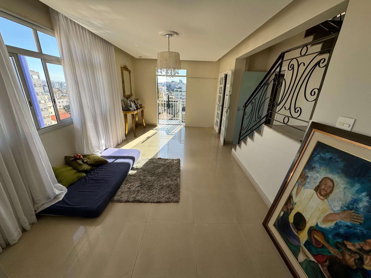 Cobertura, Cidade Nova, 5 Quartos, 3 Vagas, 1 Suíte