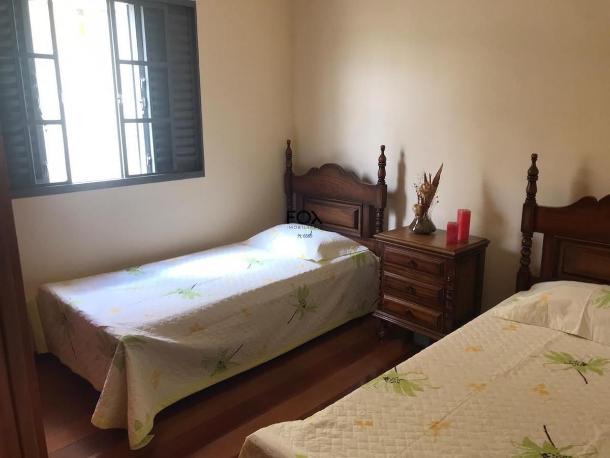 Casa, Centro, 4 Quartos, 2 Vagas, 2 Suítes