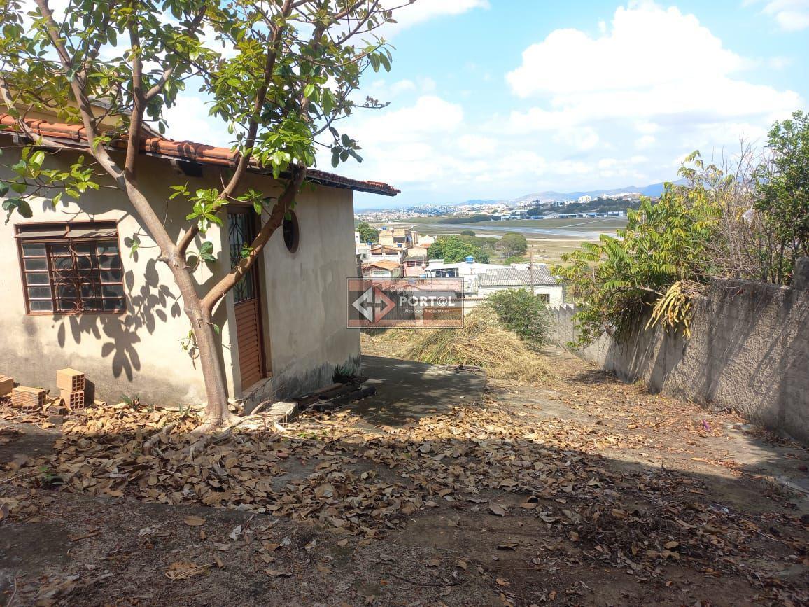 Lote, São Tomáz, 1 Quarto, 0 Vaga