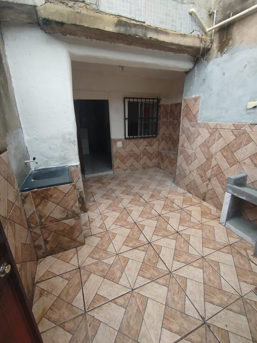 Casa, Horto, 1 Quarto, 0 Vaga