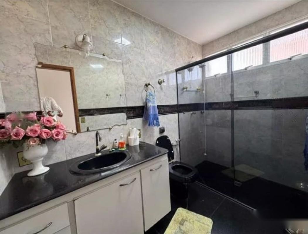 Casa, Estrela do Oriente, 5 Quartos, 1 Vaga, 1 Suíte