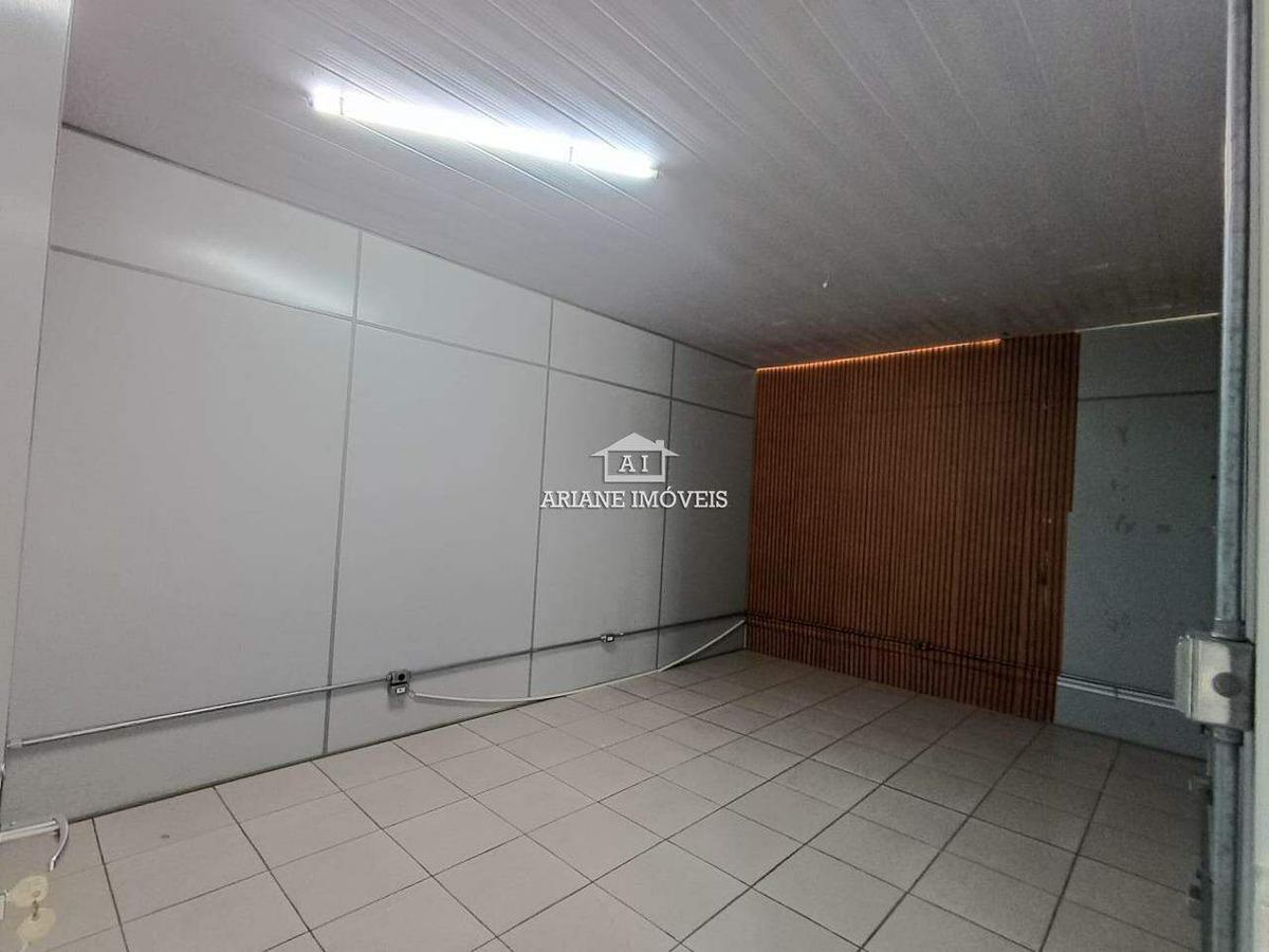 Galpão, Jardim Laguna, 0 Quarto, 0 Vaga