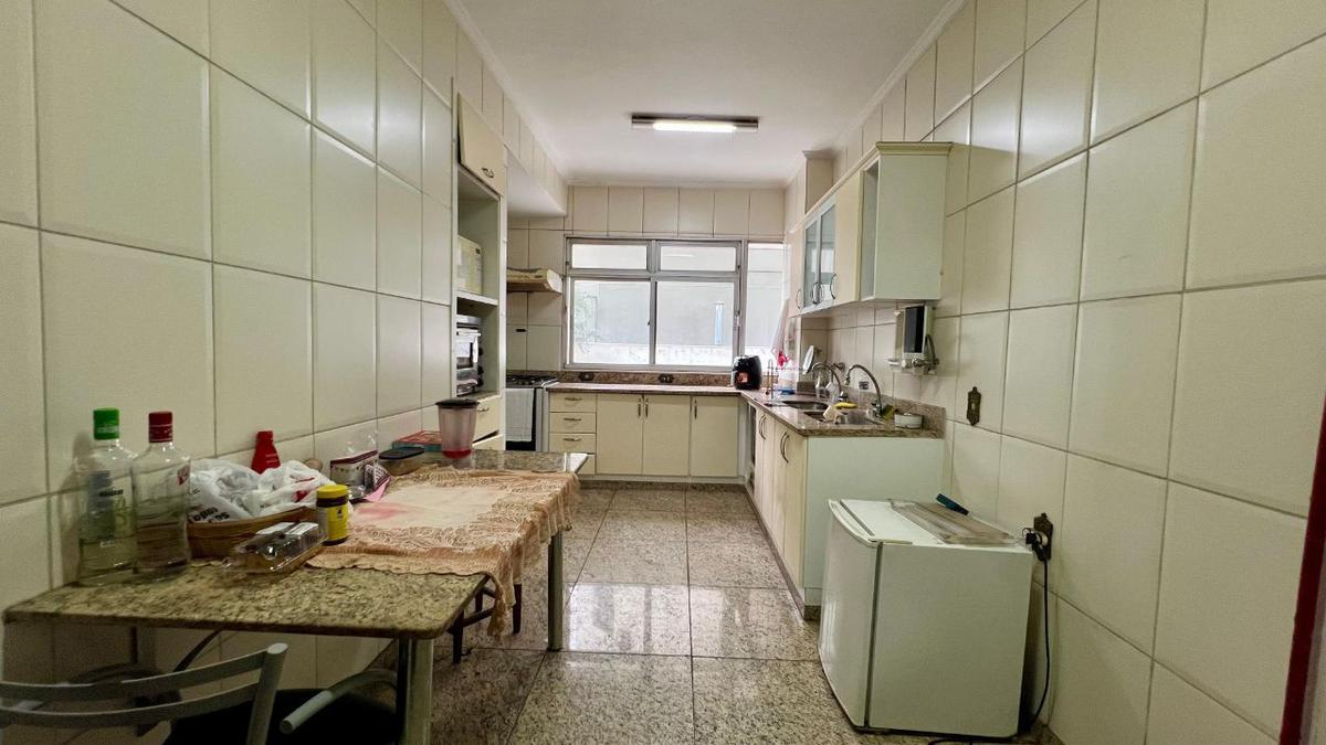 Apartamento, Lourdes, 4 Quartos, 2 Vagas, 1 Suíte