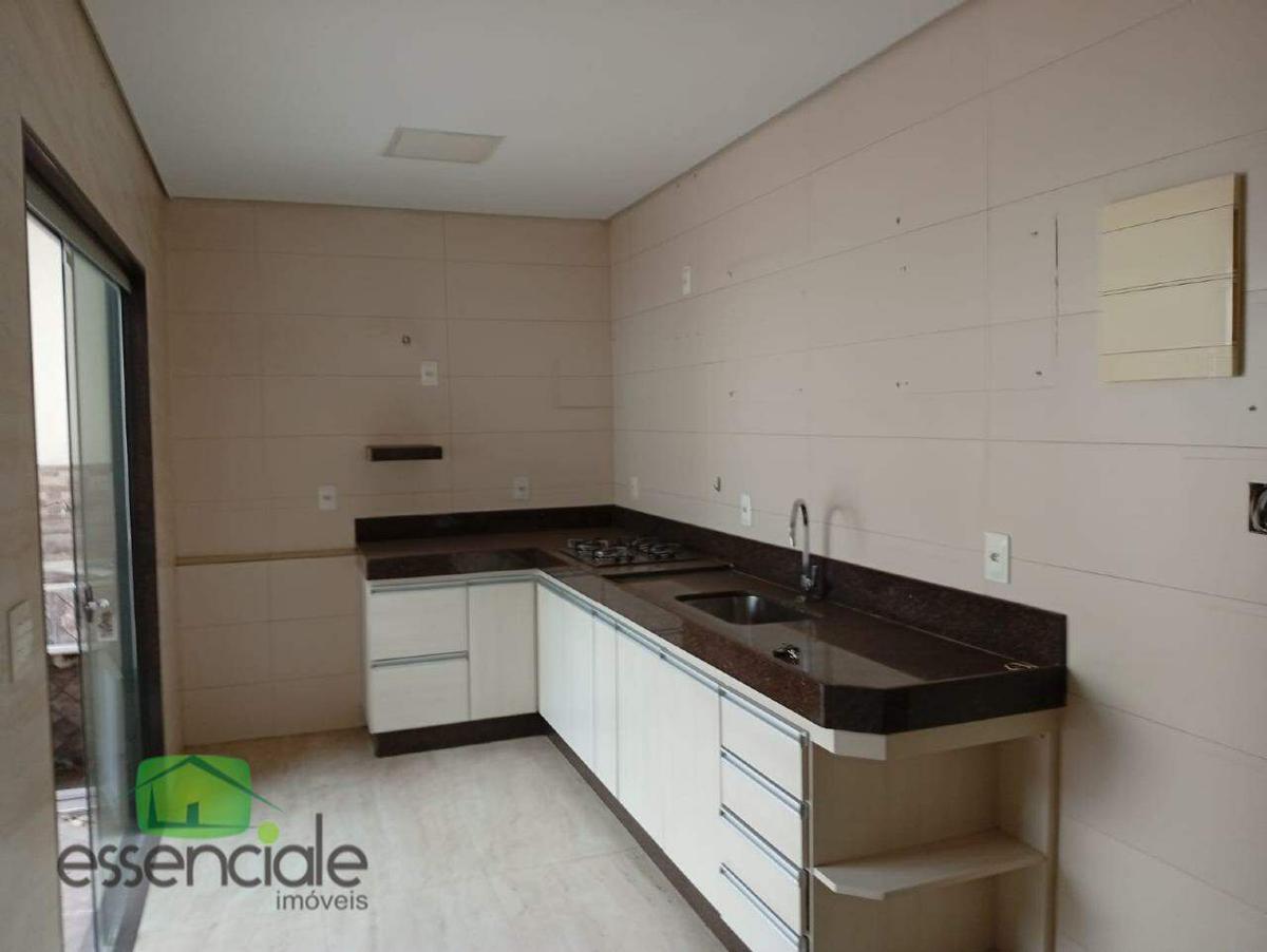 Casa, Jardim Riacho das Pedras, 3 Quartos, 4 Vagas, 2 Suítes