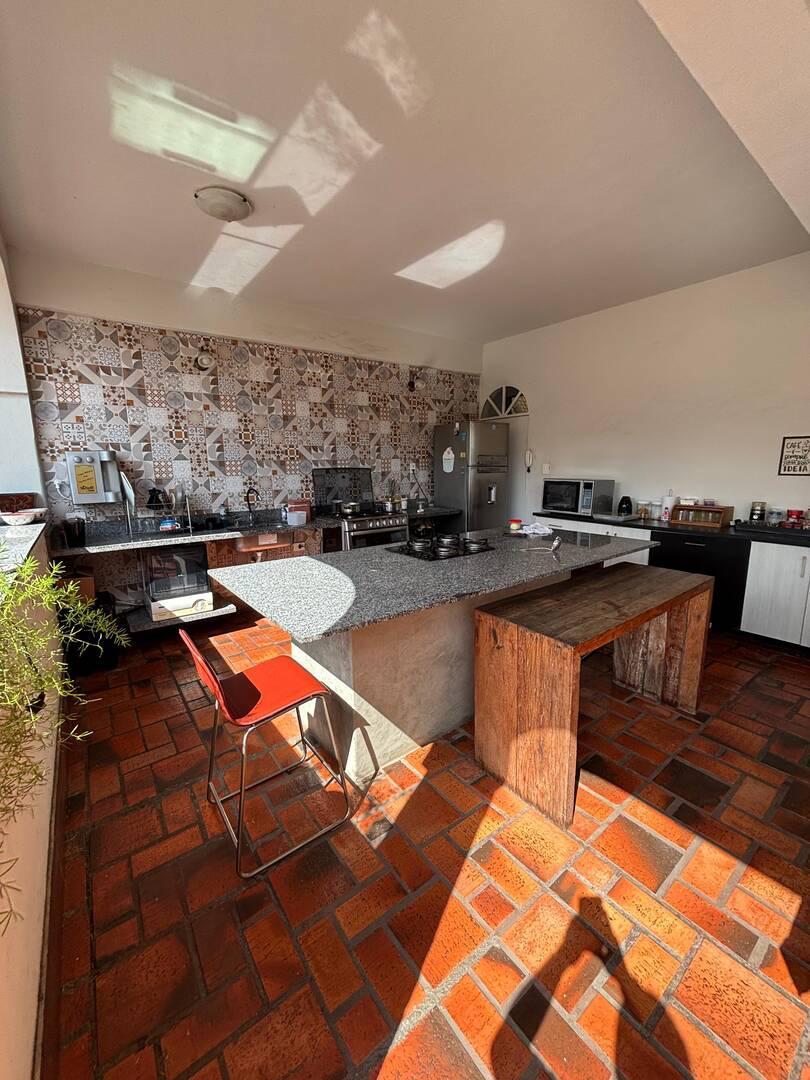 Casa, Santa Helena, 4 Quartos, 4 Vagas, 1 Suíte