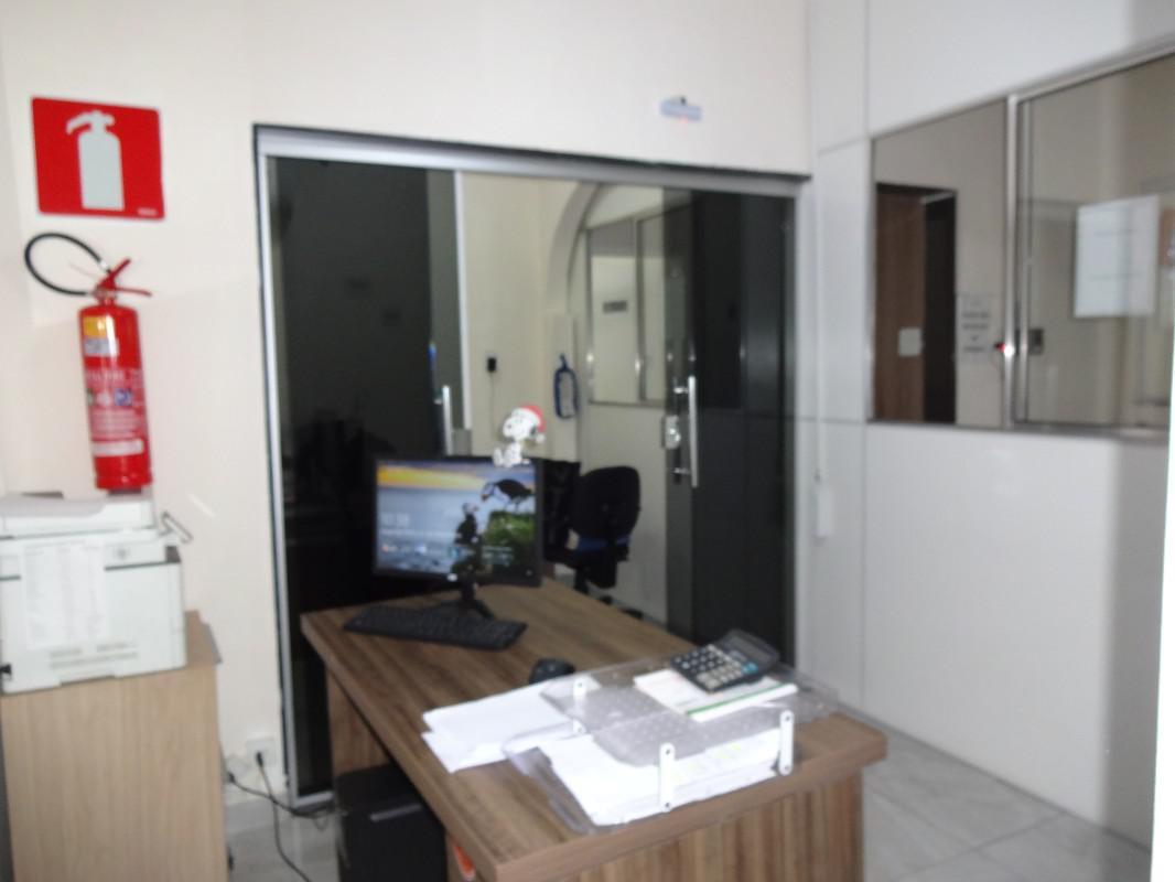 Casa, Floramar, 2 Quartos, 3 Vagas, 1 Suíte