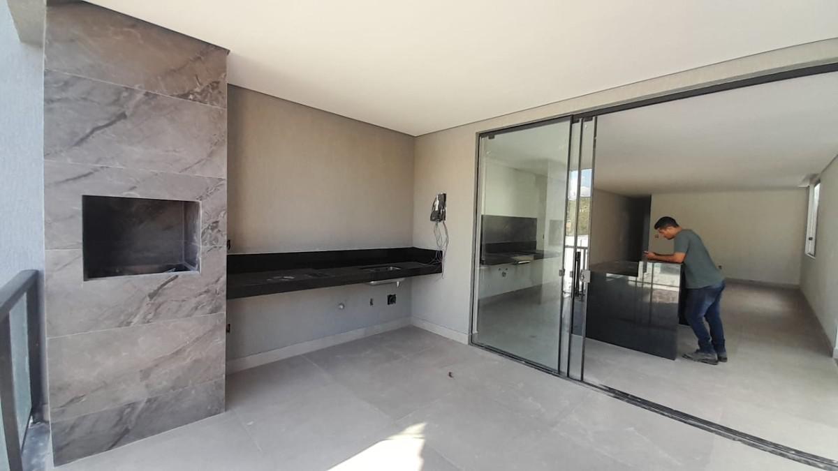 Casa, Parque Maracanã, 3 Quartos, 2 Vagas, 1 Suíte