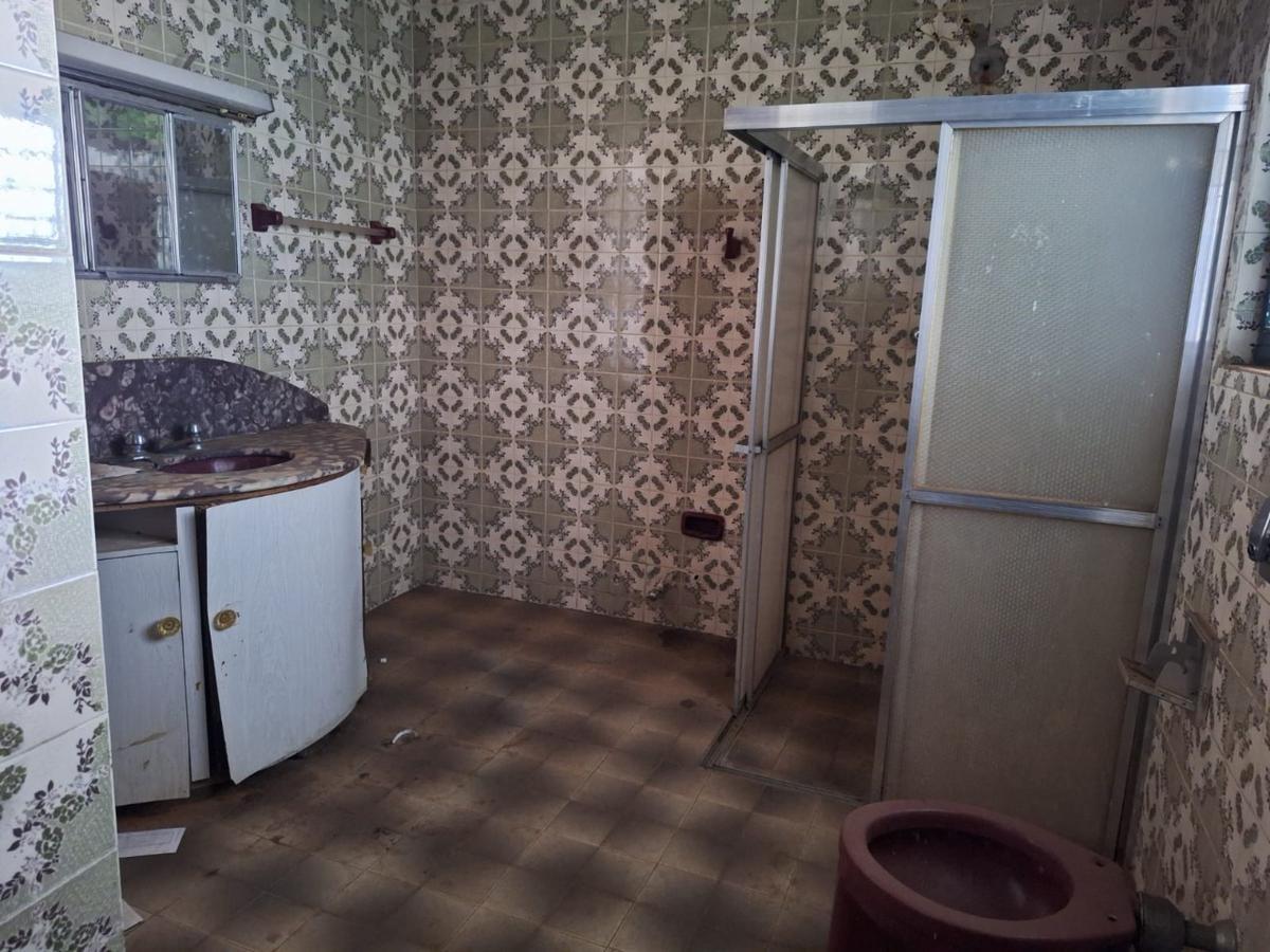Casa, Centro, 6 Quartos, 1 Vaga, 1 Suíte