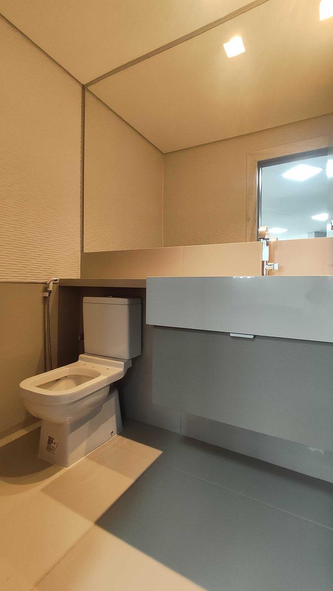 Sala, Savassi, 0 Quarto, 7 Vagas