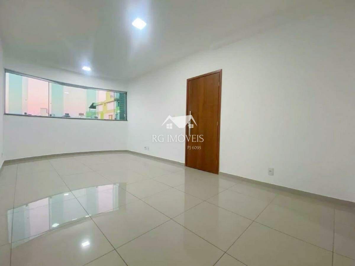 Apartamento, Barreiro, 3 Quartos, 2 Vagas, 1 Suíte
