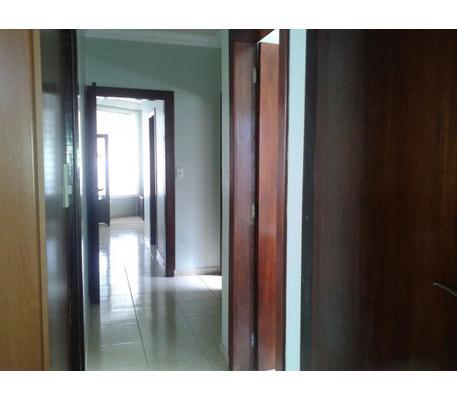 Casa, Castelo, 3 Quartos, 2 Vagas, 1 Suíte