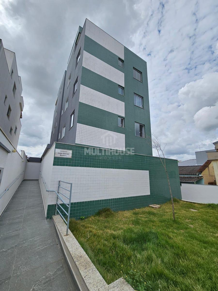 Apartamento, Candelária, 2 Quartos, 2 Vagas, 1 Suíte