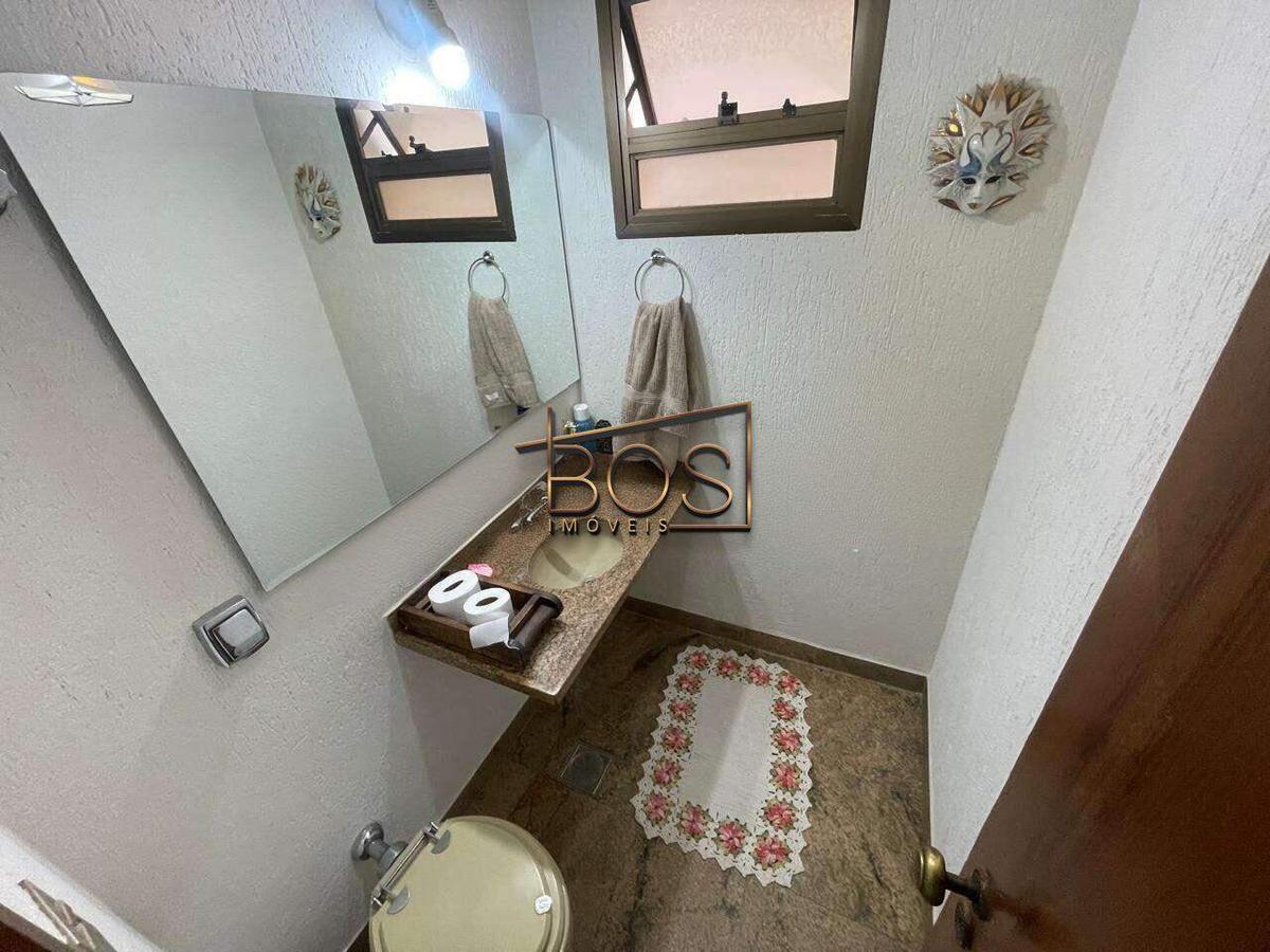 Apartamento, Funcionários, 4 Quartos, 3 Vagas, 2 Suítes