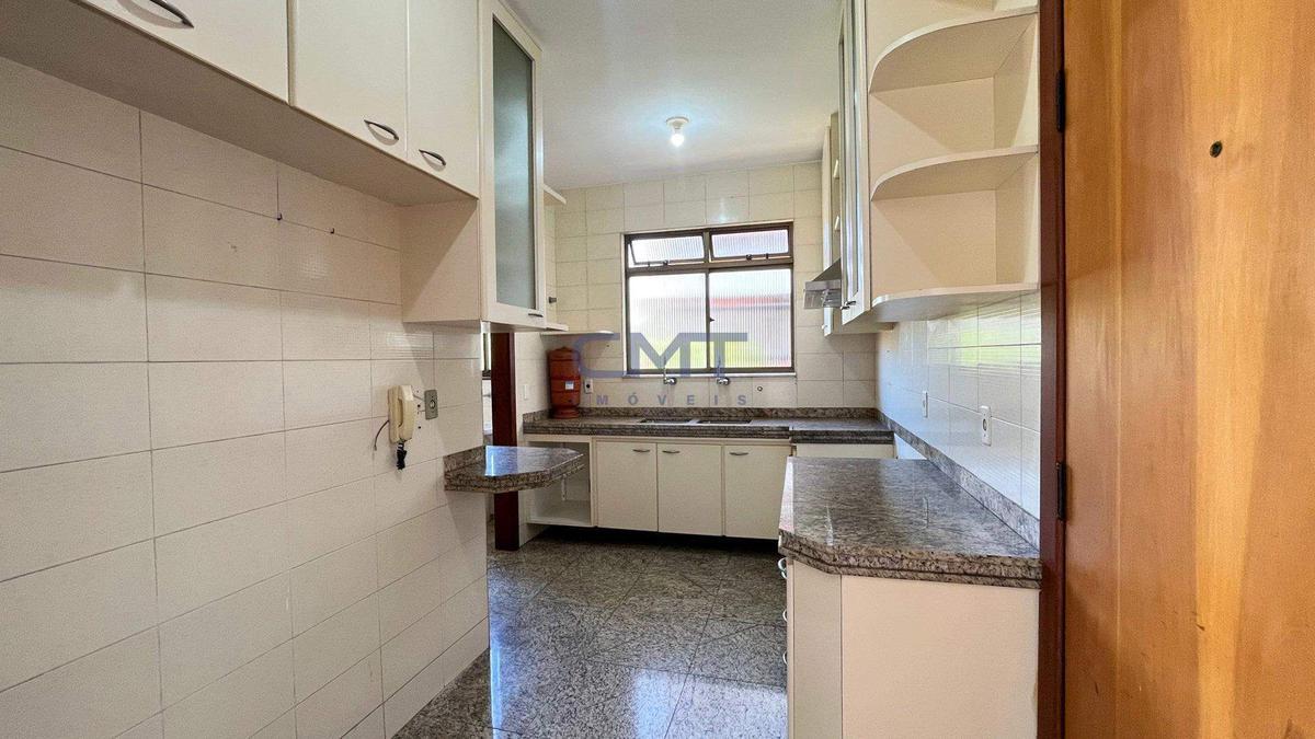 Apartamento, Coração de Jesus, 4 Quartos, 2 Vagas, 1 Suíte