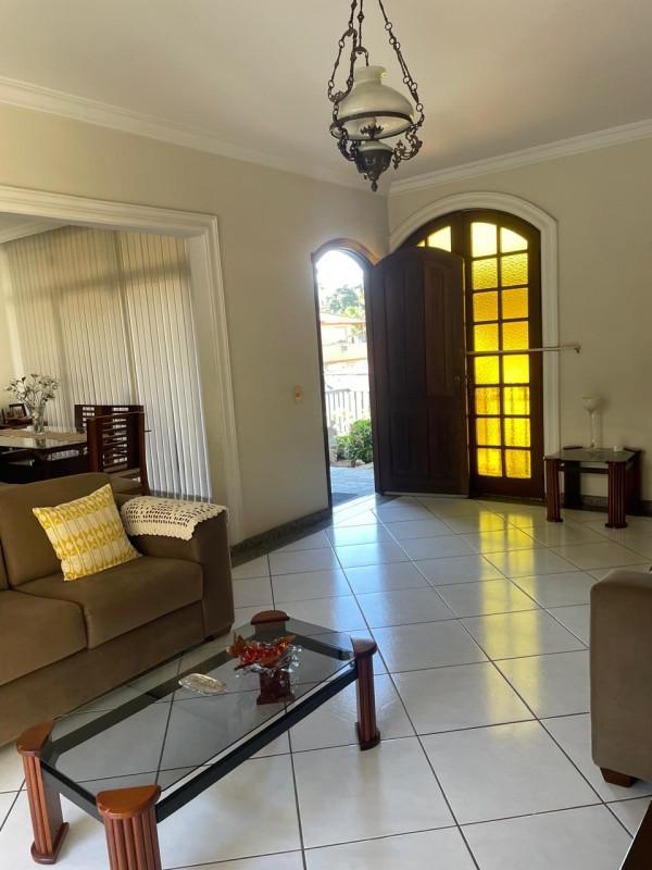 Casa, Caiçaras, 3 Quartos, 2 Vagas, 1 Suíte
