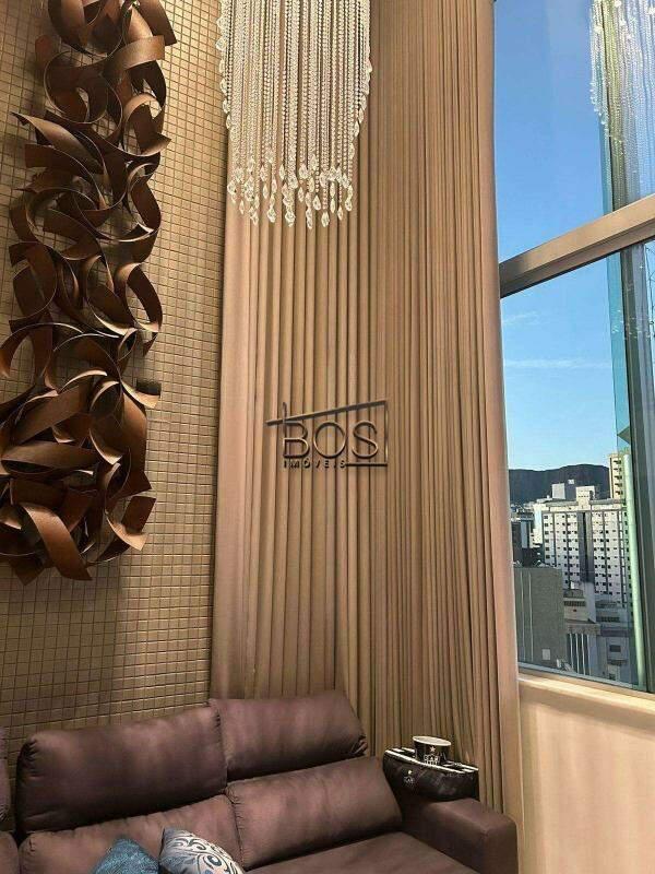 Cobertura, Funcionários, 4 Quartos, 4 Vagas, 3 Suítes