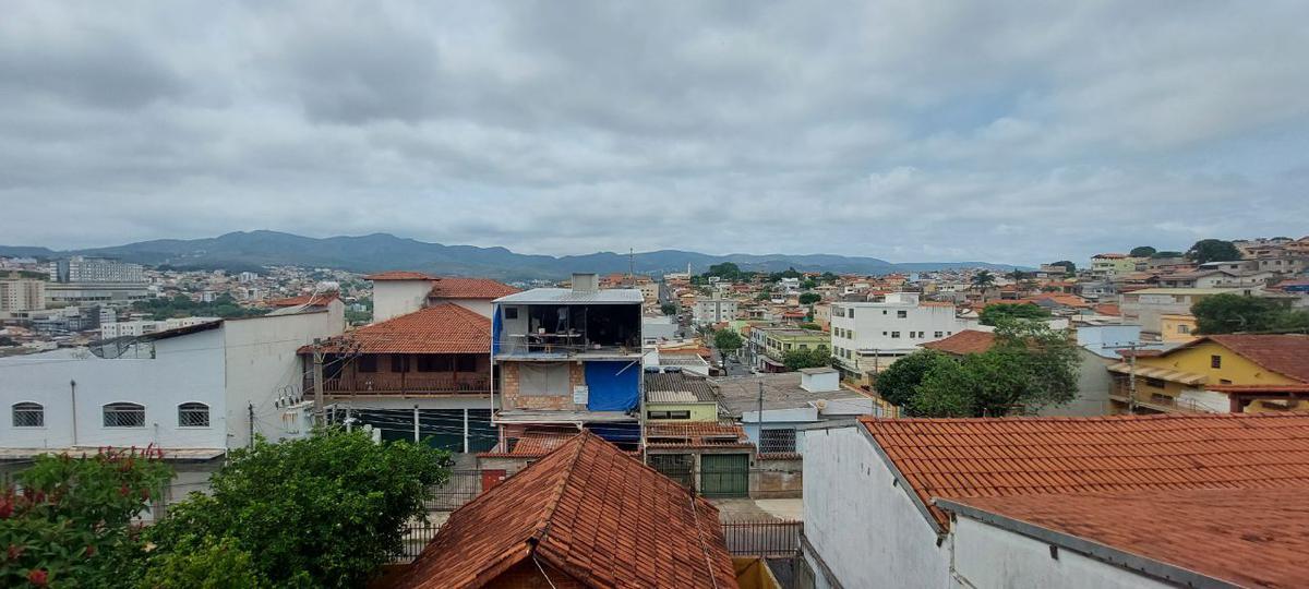 Casa, Santa Helena, 3 Quartos, 2 Vagas, 1 Suíte