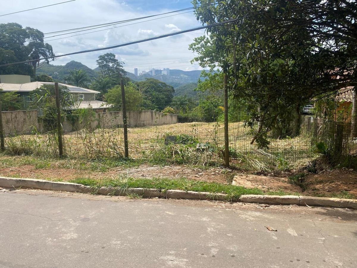 Lote, Jardim Canadá, 0 Quarto, 0 Vaga