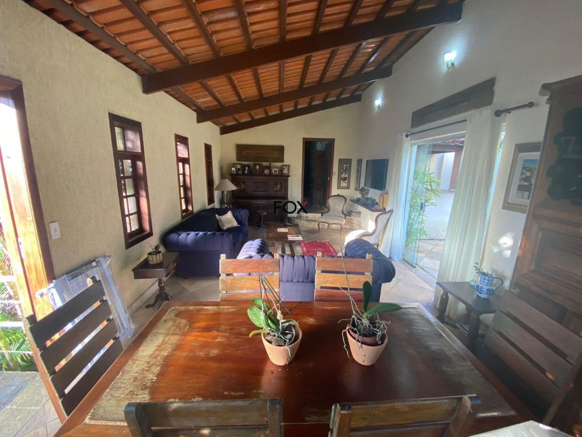 Casa, Havaí, 5 Quartos, 7 Vagas, 2 Suítes