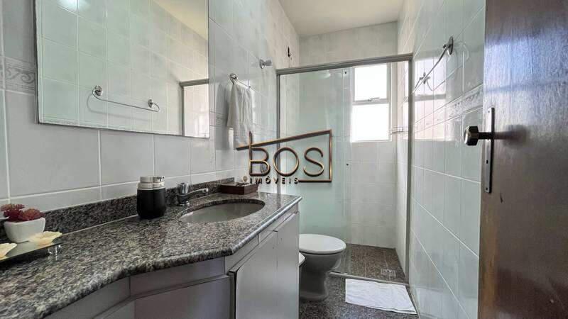 Cobertura, Luxemburgo, 4 Quartos, 2 Vagas, 1 Suíte