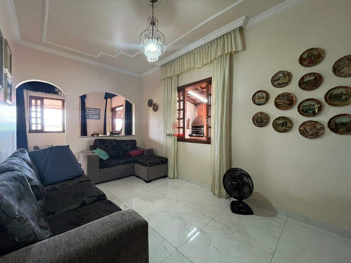 Casa, Diamante, 4 Quartos, 2 Vagas, 1 Suíte