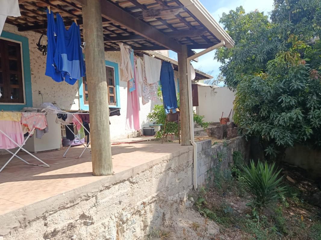 Casa, Bom Repouso, 3 Quartos, 2 Vagas, 1 Suíte