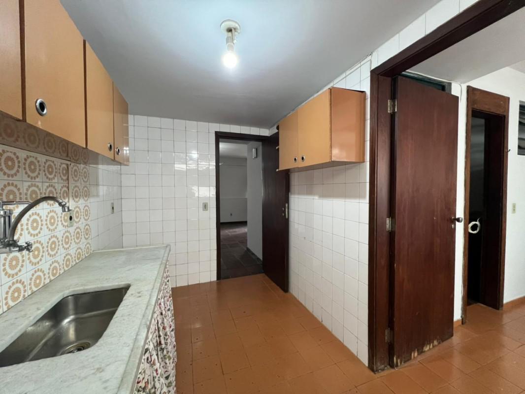 Apartamento, Nova Floresta, 3 Quartos, 2 Vagas, 1 Suíte