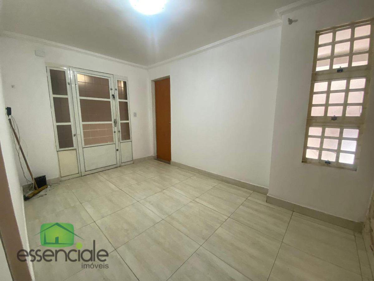 Casa, Conjunto Água Branca, 2 Quartos, 0 Vaga