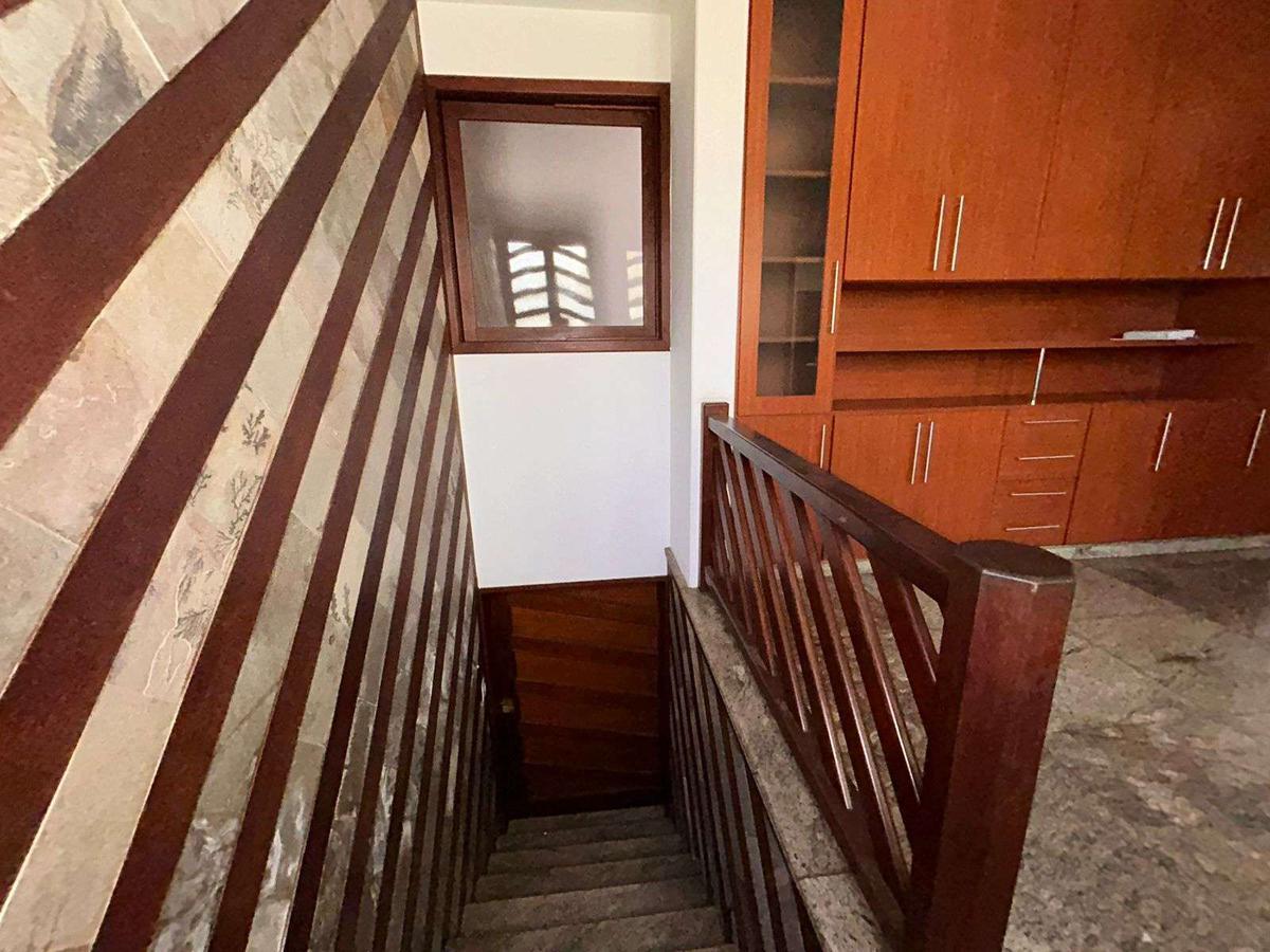 Casa, Castelo, 5 Quartos, 5 Vagas, 2 Suítes