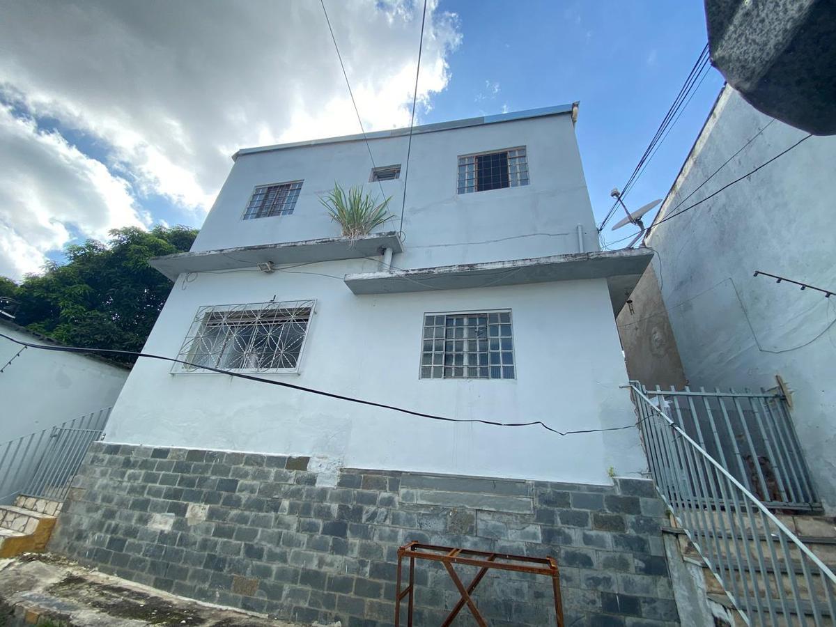 Casa, Ermelinda, 10 Quartos, 0 Vaga