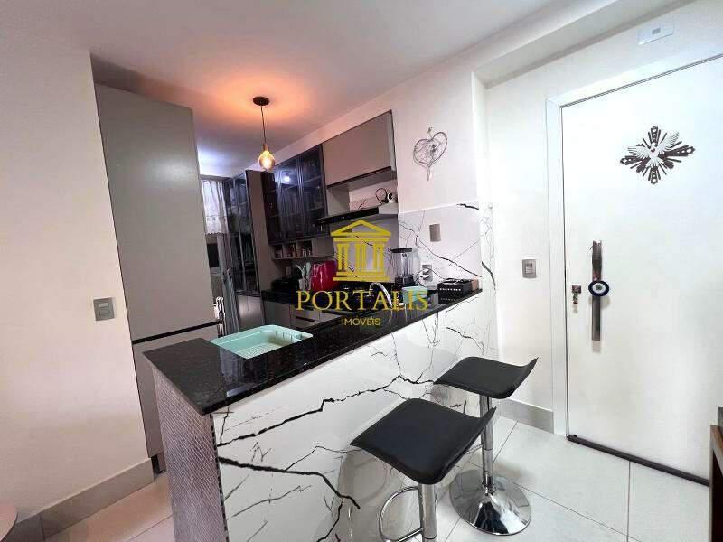 Apartamento, Serra, 2 Quartos, 2 Vagas, 2 Suítes