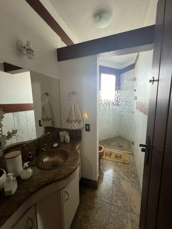 Casa, Jardim Cambuí, 6 Quartos, 8 Vagas, 4 Suítes