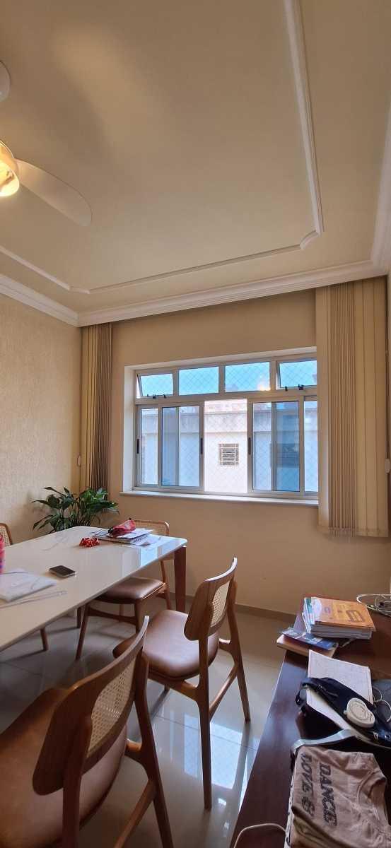 Apartamento, Sagrada Família, 3 Quartos, 1 Vaga, 1 Suíte
