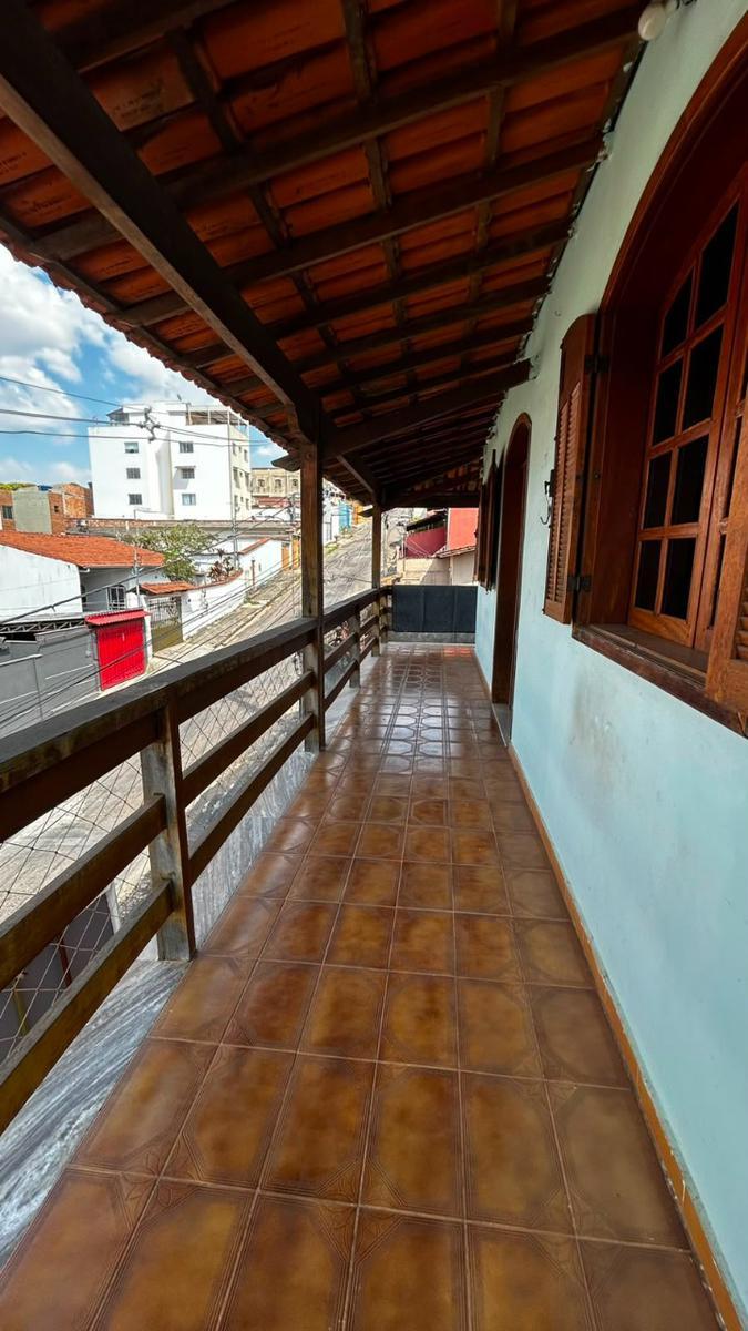 Casa, Jardim Leblon, 3 Quartos, 2 Vagas, 1 Suíte
