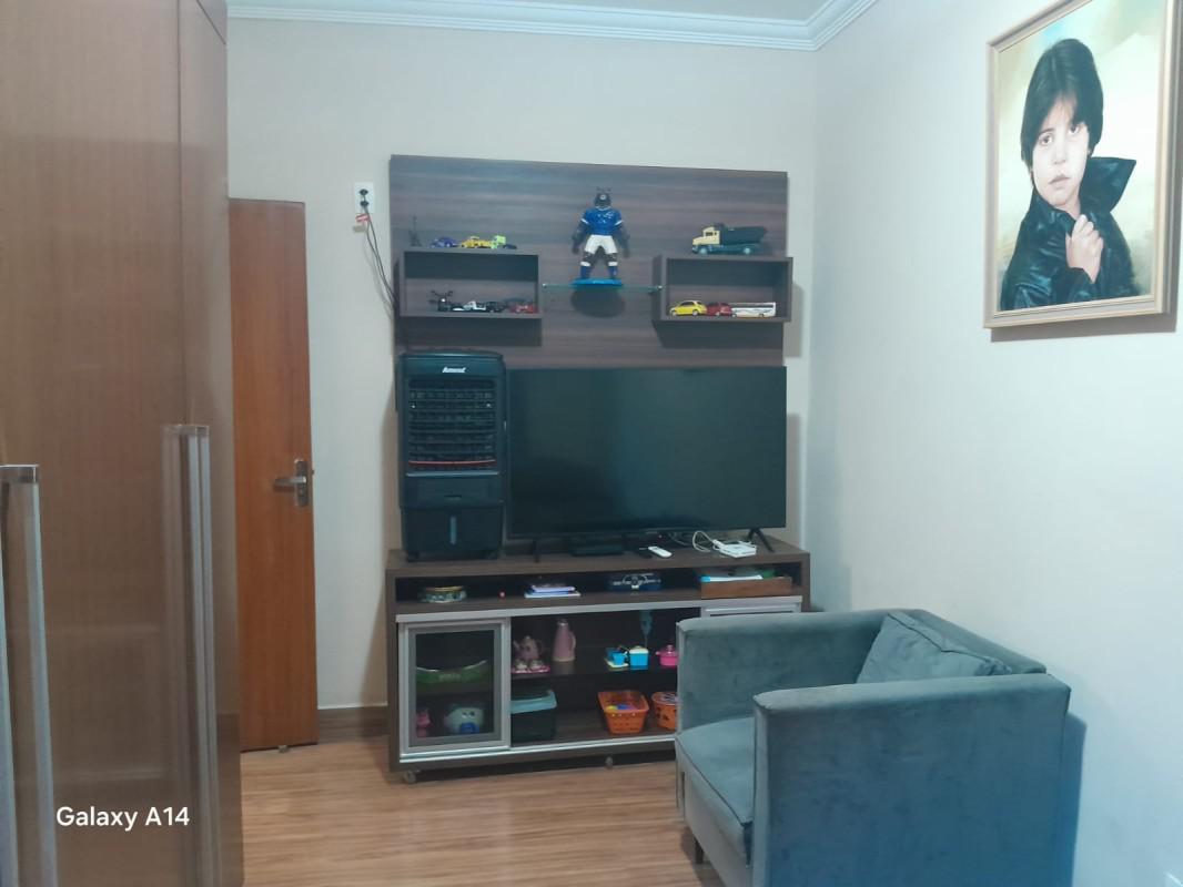 Casa, Jardim Guanabara, 3 Quartos, 4 Vagas, 1 Suíte