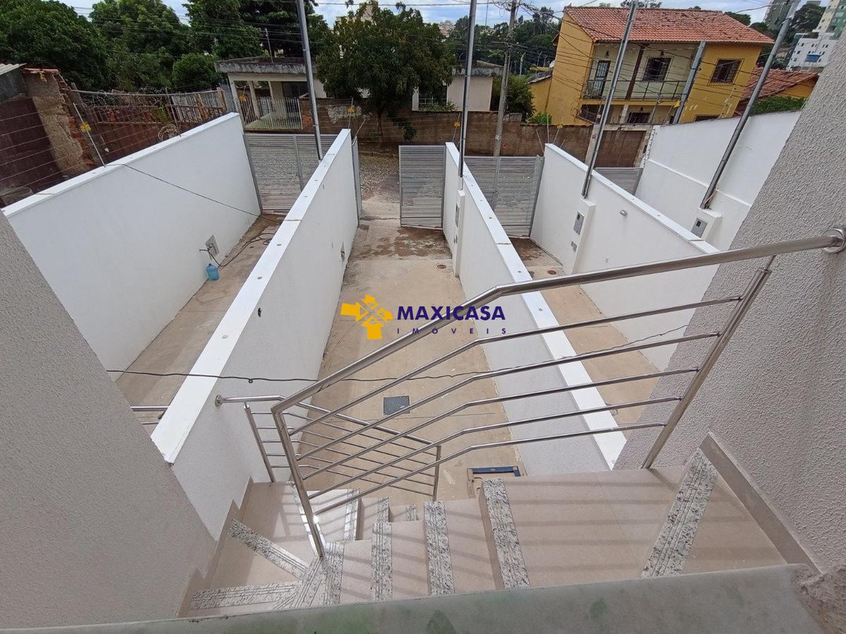 Casa, Santa Branca, 2 Quartos, 2 Vagas, 2 Suítes