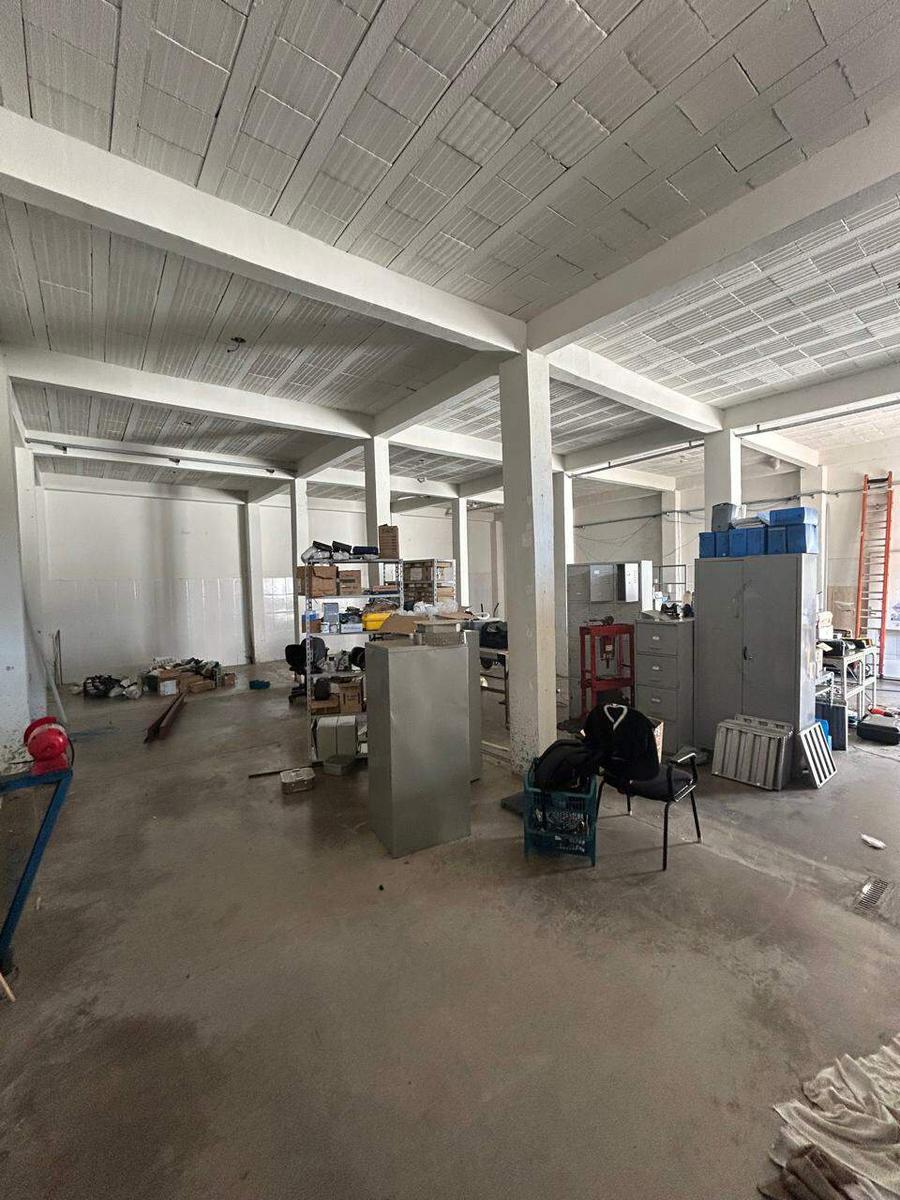 Casa Comercial, Nova Suíssa, 8 Quartos, 10 Vagas