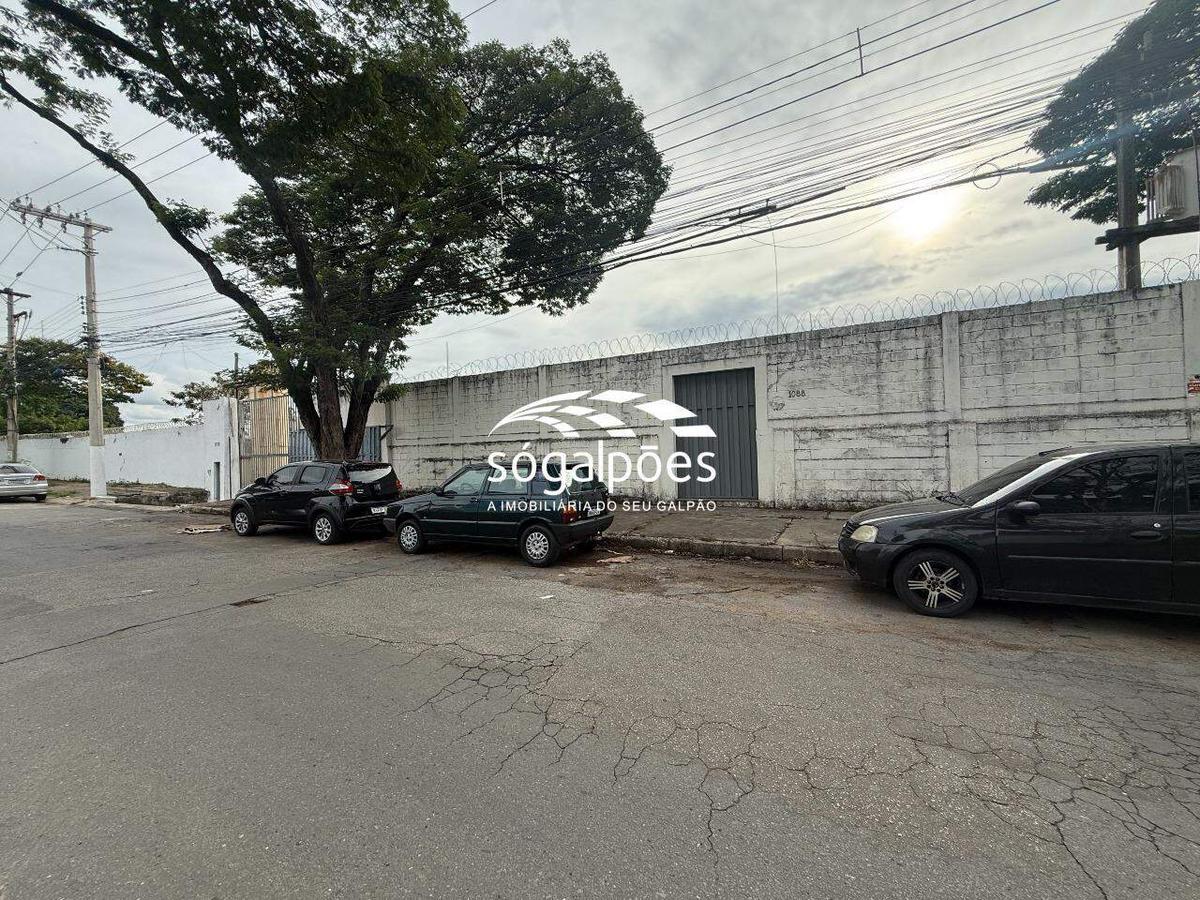 Galpão, Cincão, 20 Vagas