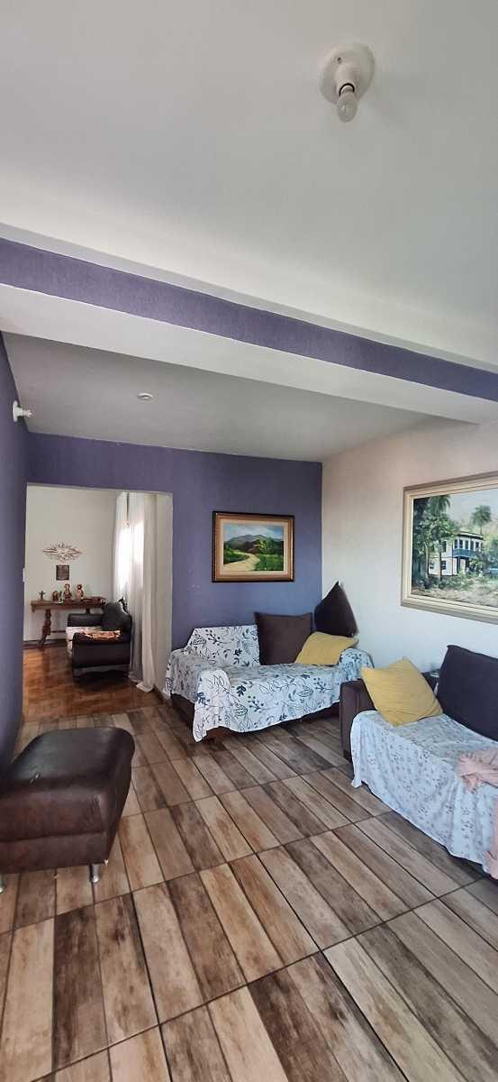 Casa, Sagrada Família, 4 Quartos, 2 Vagas, 2 Suítes