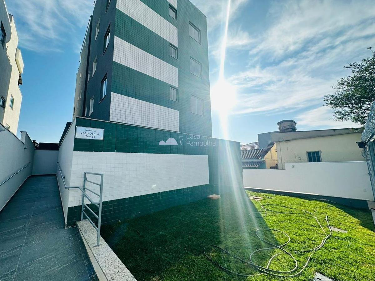 Apartamento, Candelária, 2 Quartos, 2 Vagas