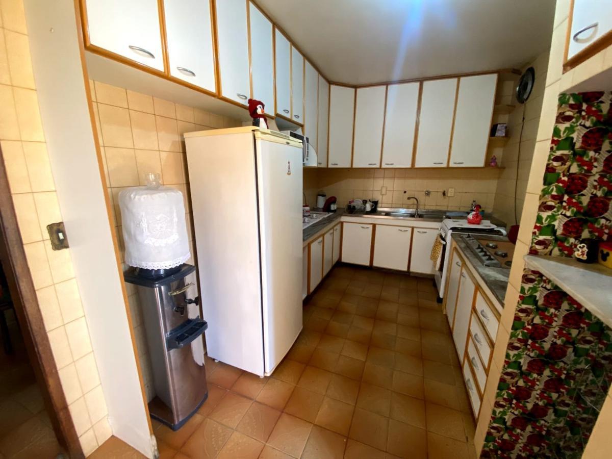 Casa, São José, 6 Quartos, 4 Vagas, 2 Suítes