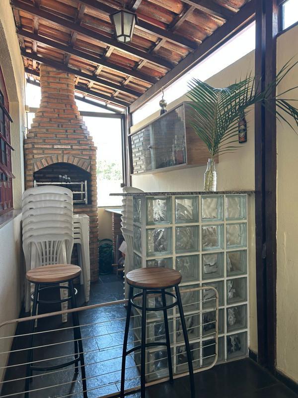 Casa, Padre Eustáquio, 7 Quartos, 4 Vagas, 2 Suítes