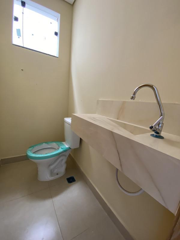 Casa, Masterville, 2 Quartos, 2 Vagas, 1 Suíte