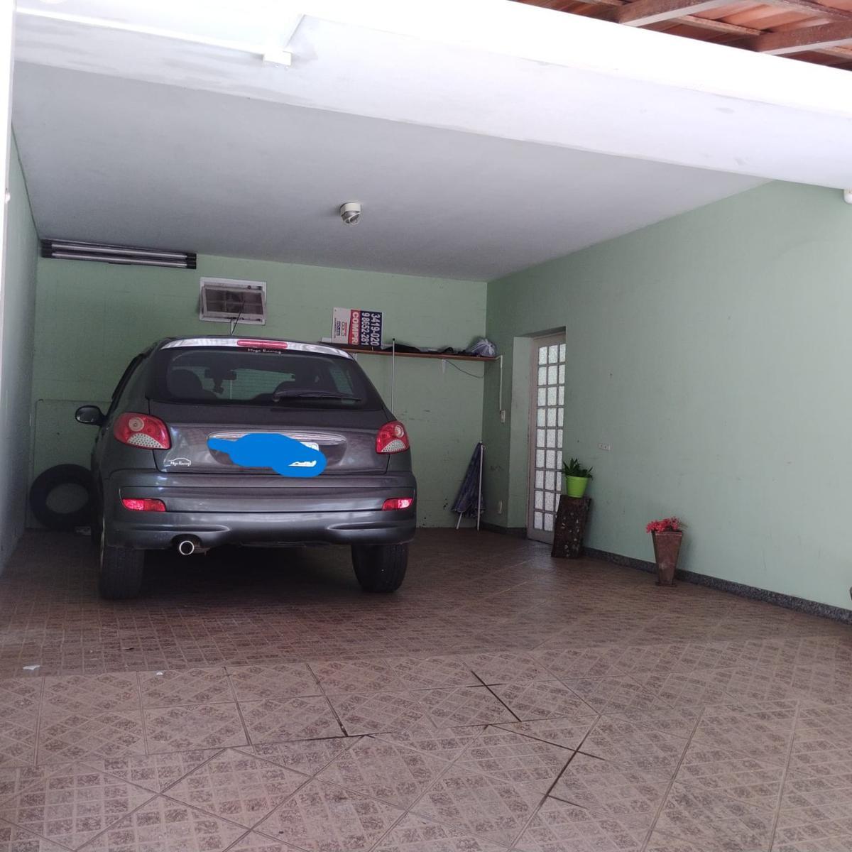 Casa, Castelo, 4 Quartos, 4 Vagas, 1 Suíte